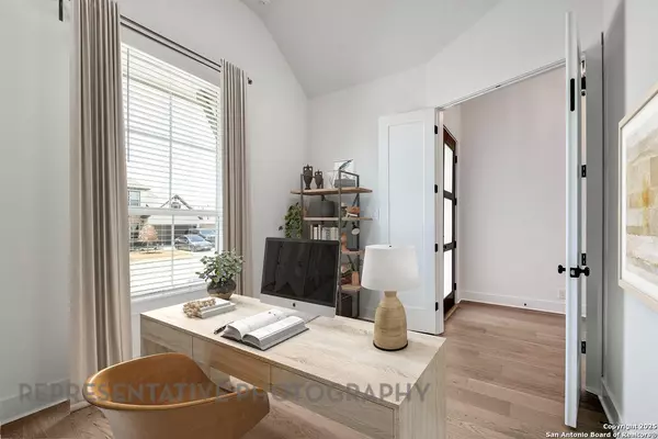 New Braunfels, TX 78132,1652 Seekat