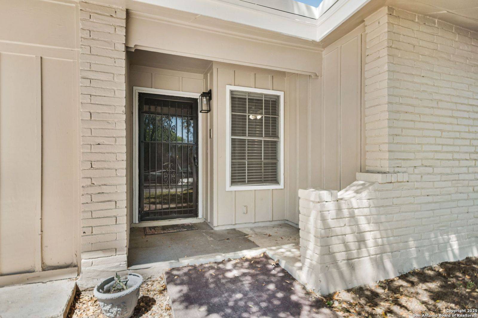 San Antonio, TX 78233,12027 El Sendero