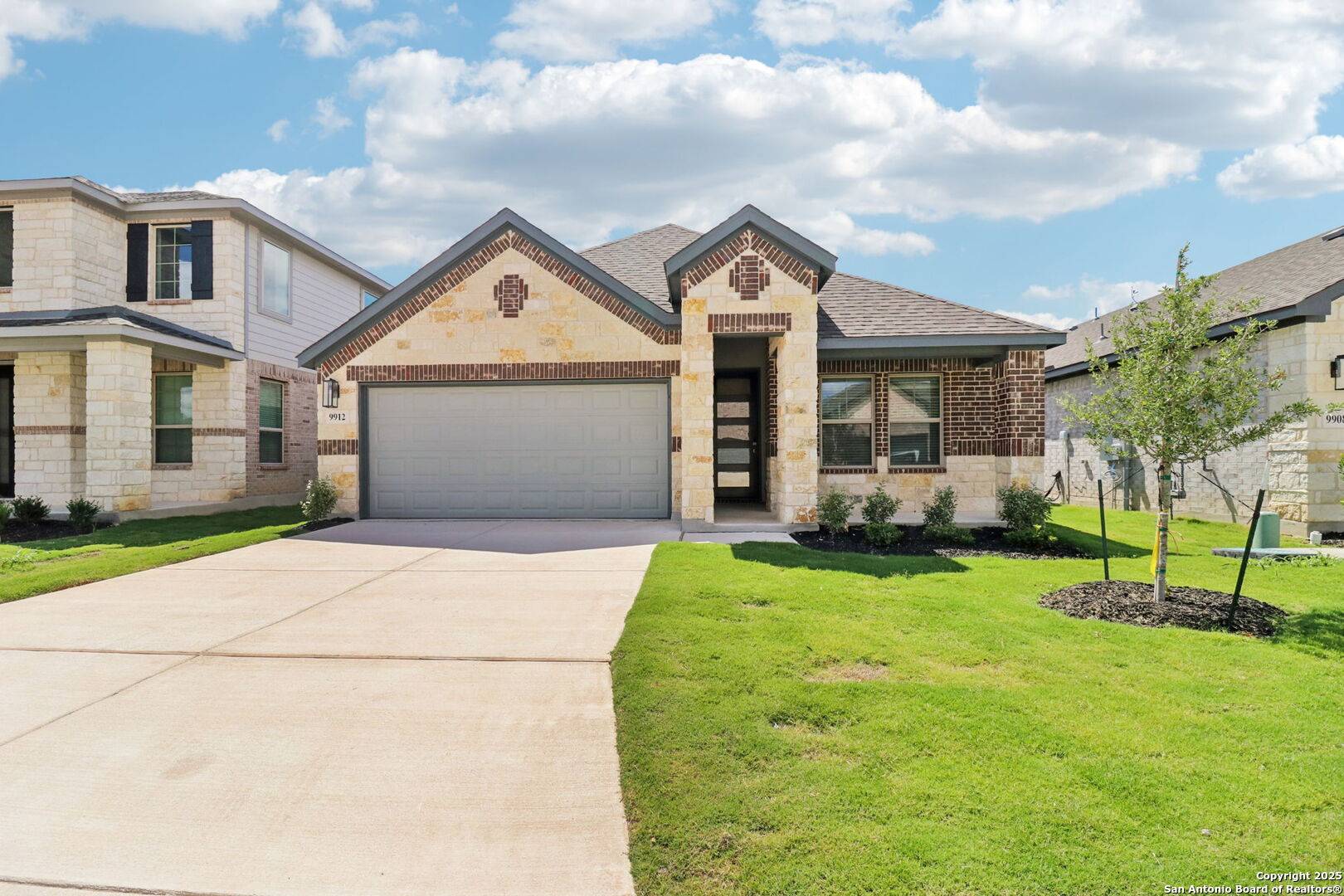 San Antonio, TX 78254,9912 Paladin Ridge