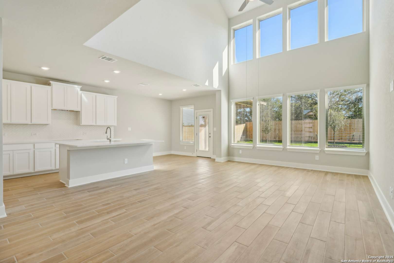 Boerne, TX 78006,29322 Angelfish Blvd