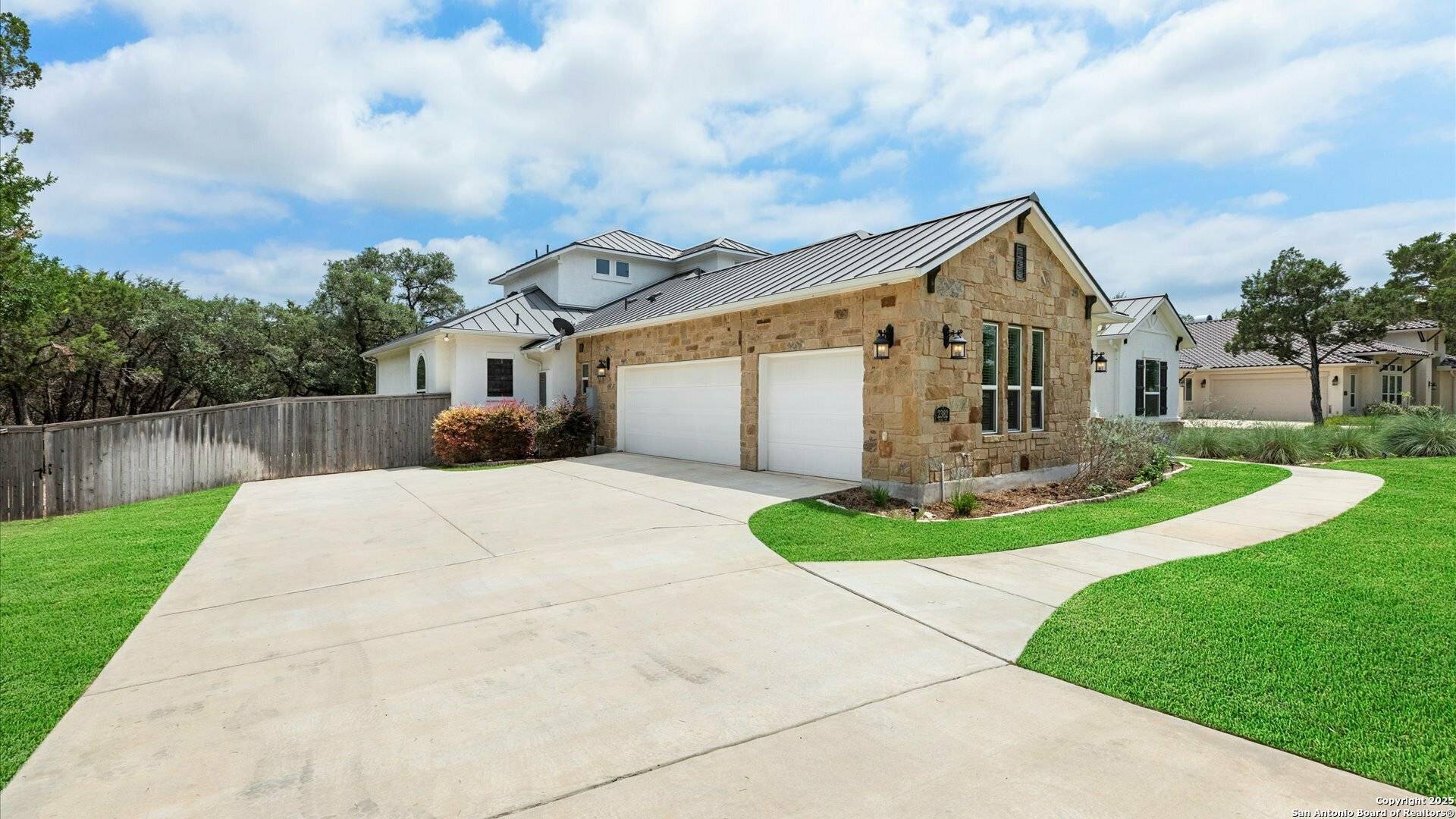 New Braunfels, TX 78132,2382 Geneseo Oaks