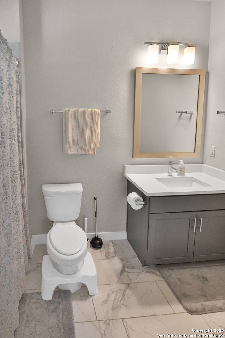 San Antonio, TX 78209,3831 Harry Wurzbach Rd 12