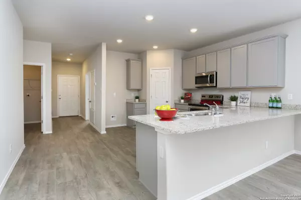 Elmendorf, TX 78112,14647 Stirrup Trace