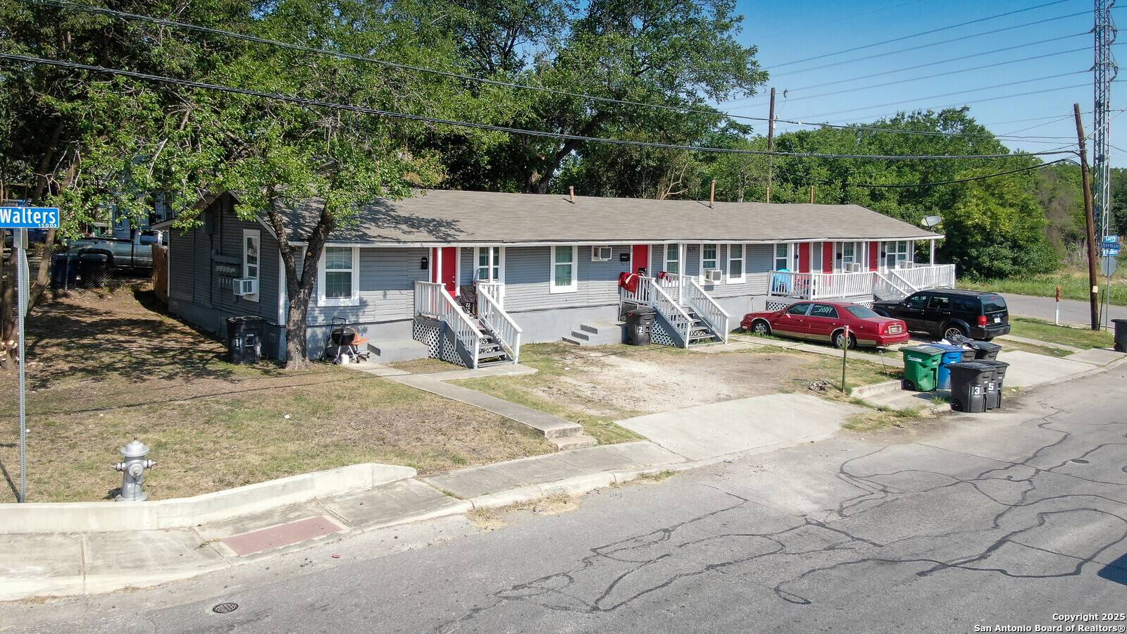 1529 WALTERS, San Antonio, TX 78202-1628