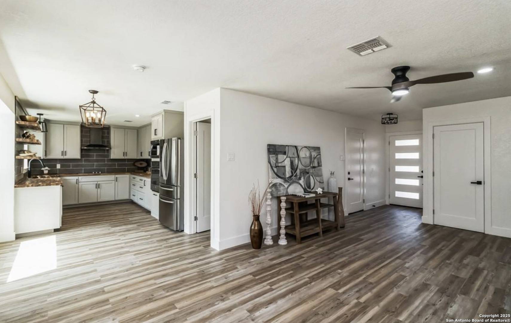 New Braunfels, TX 78130,257 Rhine Rd
