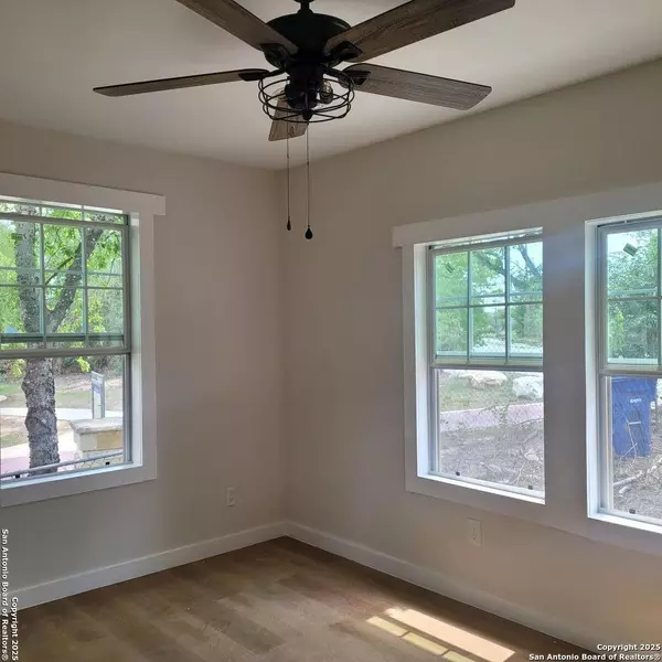 San Antonio, TX 78202,1318 Onslow