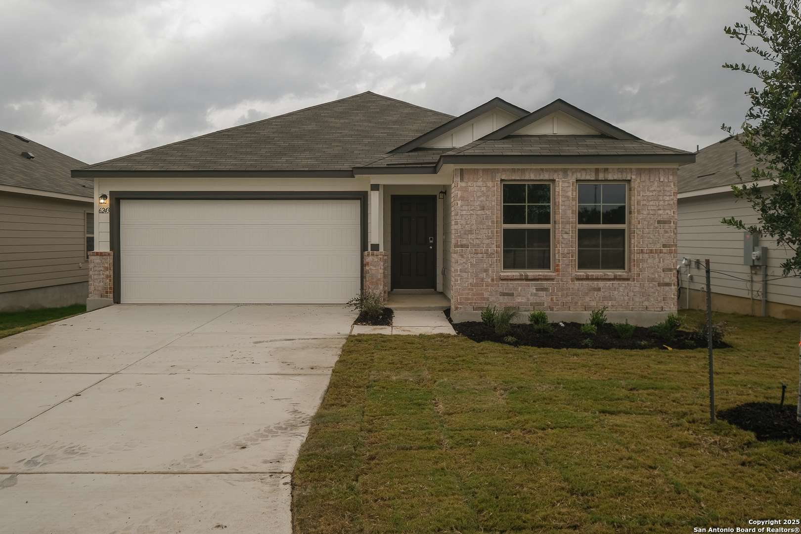 6243 Desert Aloe, San Antonio, TX 78245