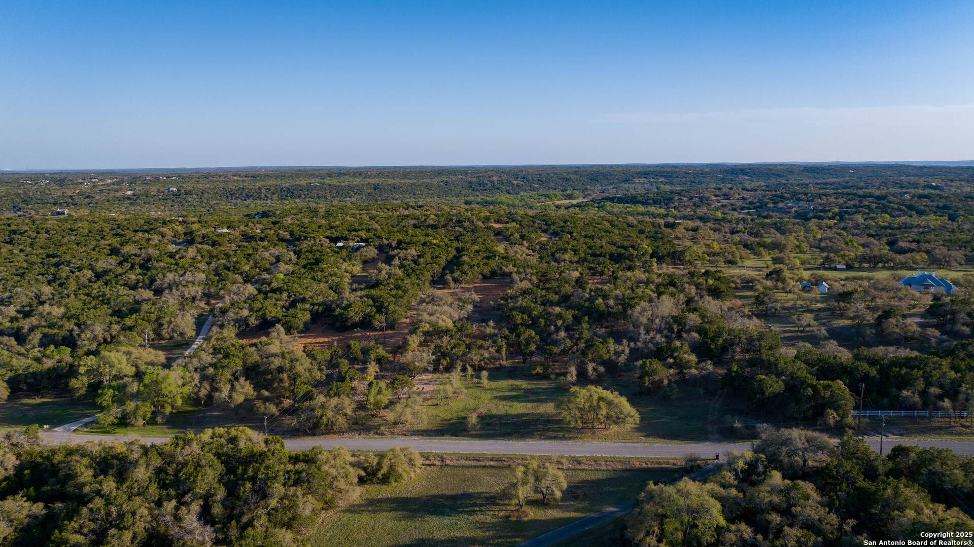 1400 panther creek, Driftwood, TX 78619