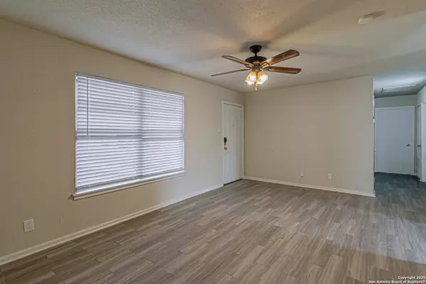 454 Rasa San Antonio, TX 78227