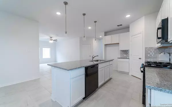 San Antonio, TX 78222,8503 Eyas Meadows