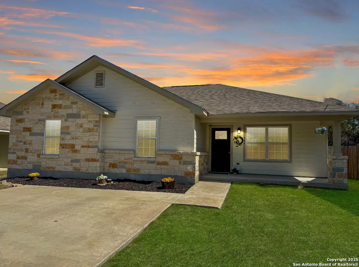 Canyon Lake, TX 78133,484 Burr Oak Ln