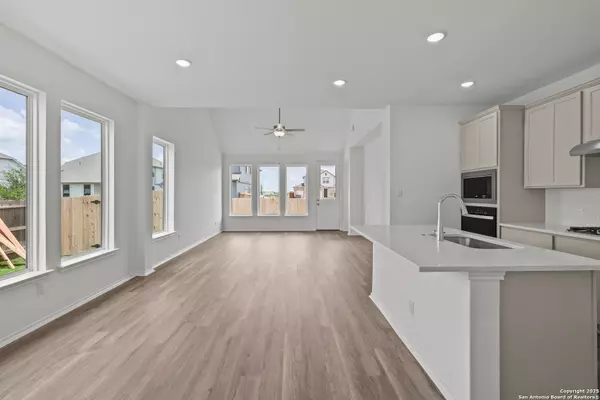 Schertz, TX 78154,10048 Hombourg Road