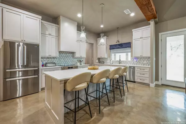 Bandera, TX 78003,1062 Lariat