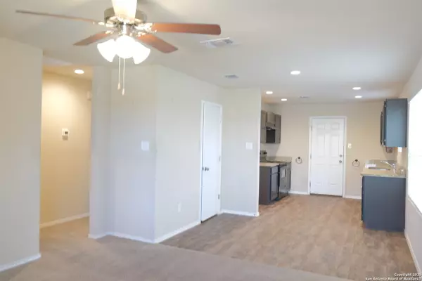 San Antonio, TX 78239,9717 Sandy Ridge Way