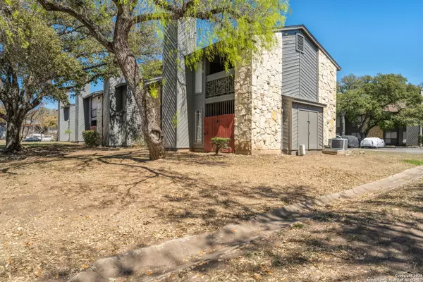San Antonio, TX 78217,3843 Barrington UNIT 151M