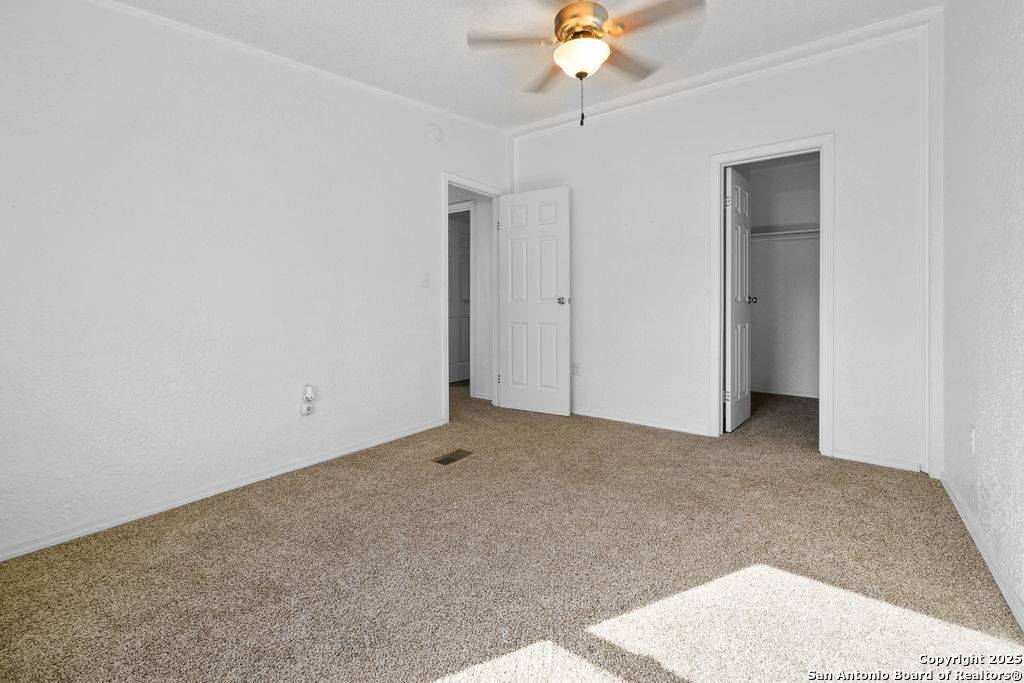 Hondo, TX 78861,782 County Road 4511