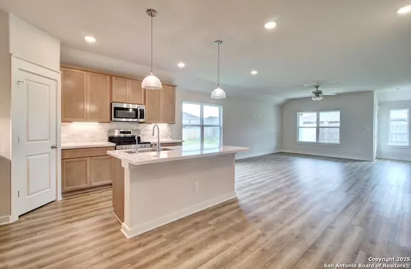 980 Gray Cloud Drive, New Braunfels, TX 78130