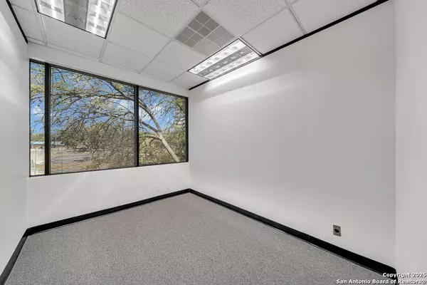 4242 Medical UNIT 2 San Antonio, TX 78229