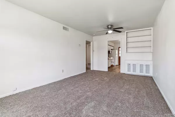 San Antonio, TX 78228,212-214 Bloomfield