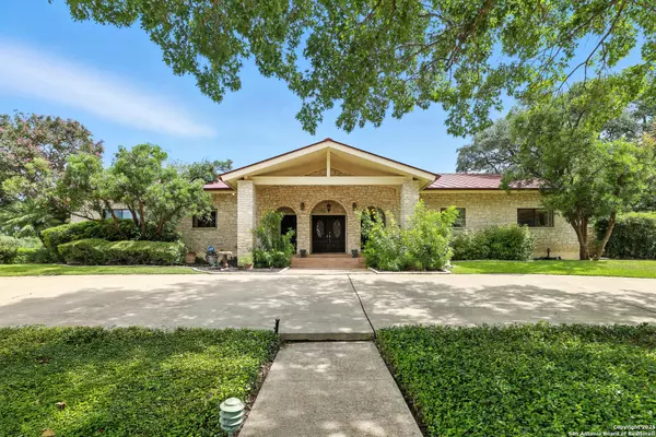Castle Hills, TX 78213,201 Sheffield