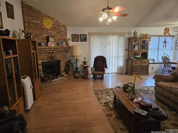 San Antonio, TX 78250-4819,9738 Hidden Ledge