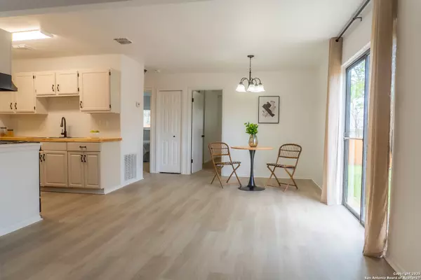 San Antonio, TX 78245,9619 Vale