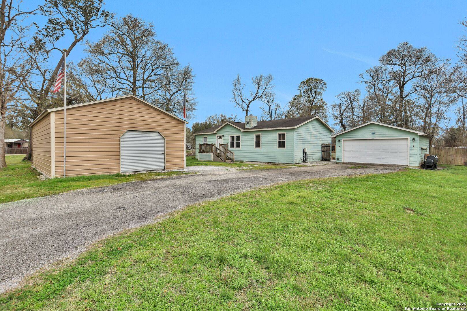 Cleveland, TX 77327,21650 County Road 37492