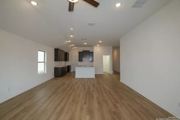 San Antonio, TX 78222,5930 Cienna Cove