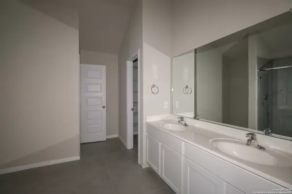 San Antonio, TX 78252,8713 Campacaus Trail