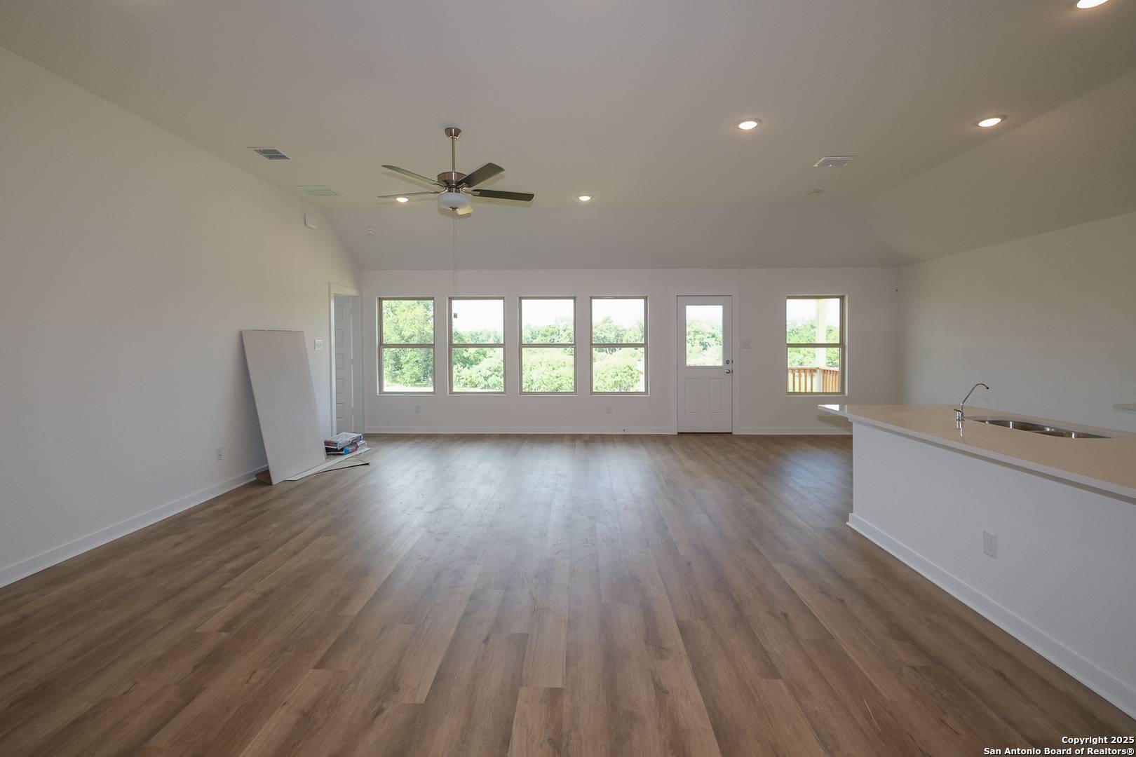 San Antonio, TX 78252,8647 Rucker Pond Trail