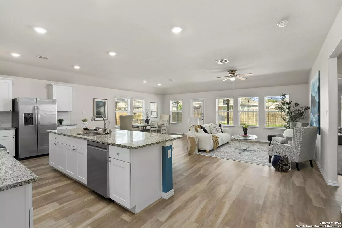 San Antonio, TX 78254,8525 Norias Wheel