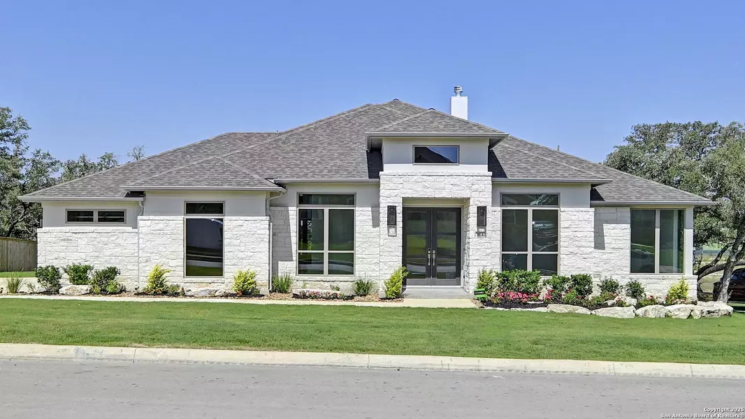164 Gather Street, Castroville, TX 78009
