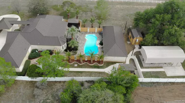 Poteet, TX 78065,4431 fm 476