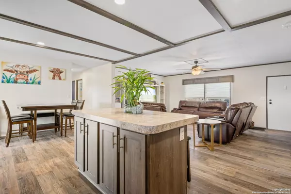 Somerset, TX 78069,10859 fm 476