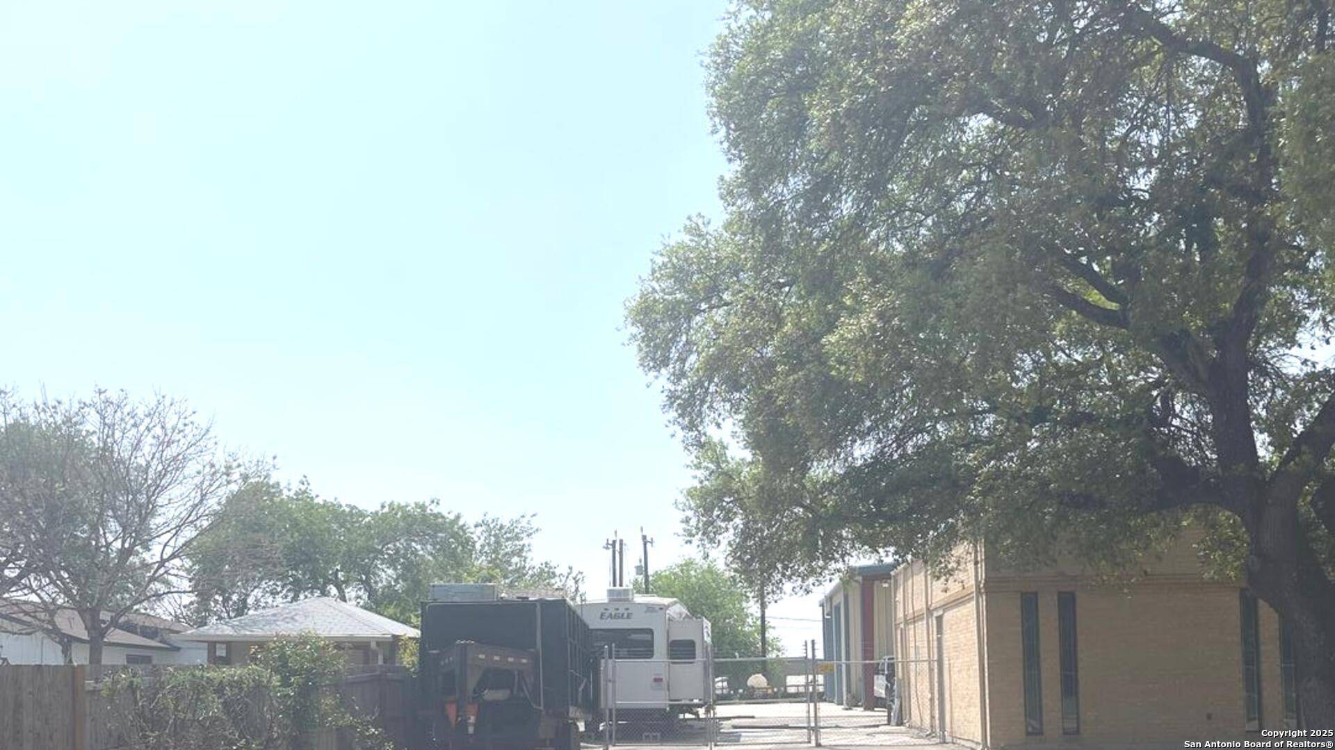 San Antonio, TX 78217,4300 SUNSHADOW ST