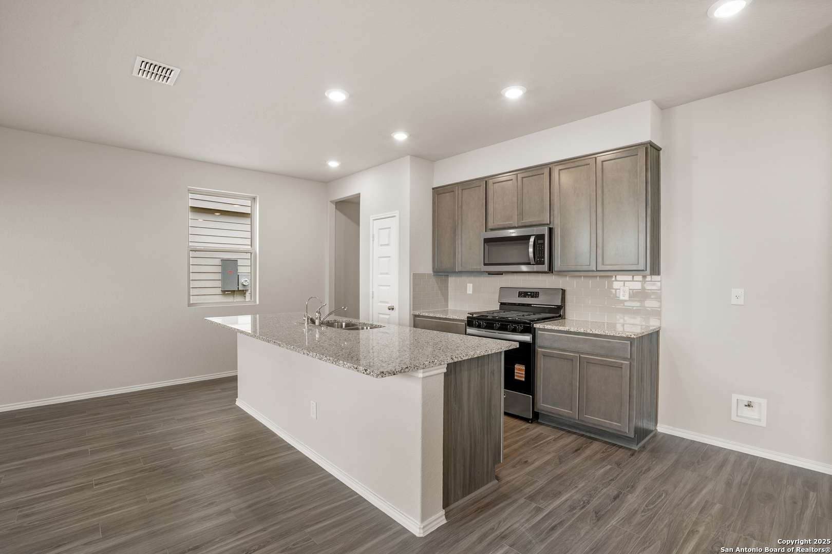 San Antonio, TX 78222,4922 Blue Ranch