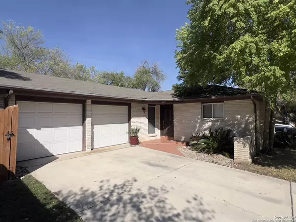 San Antonio, TX 78240,6915 N Forest Crest