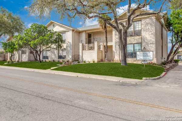 165 Rampart Dr UNIT 1203, San Antonio, TX 78216