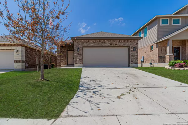 San Antonio, TX 78245,2733 BARKEY SPRING