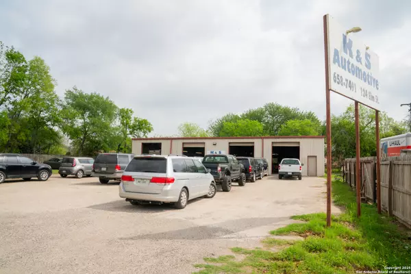Cibolo, TX 78108-3619,124 Elm St.