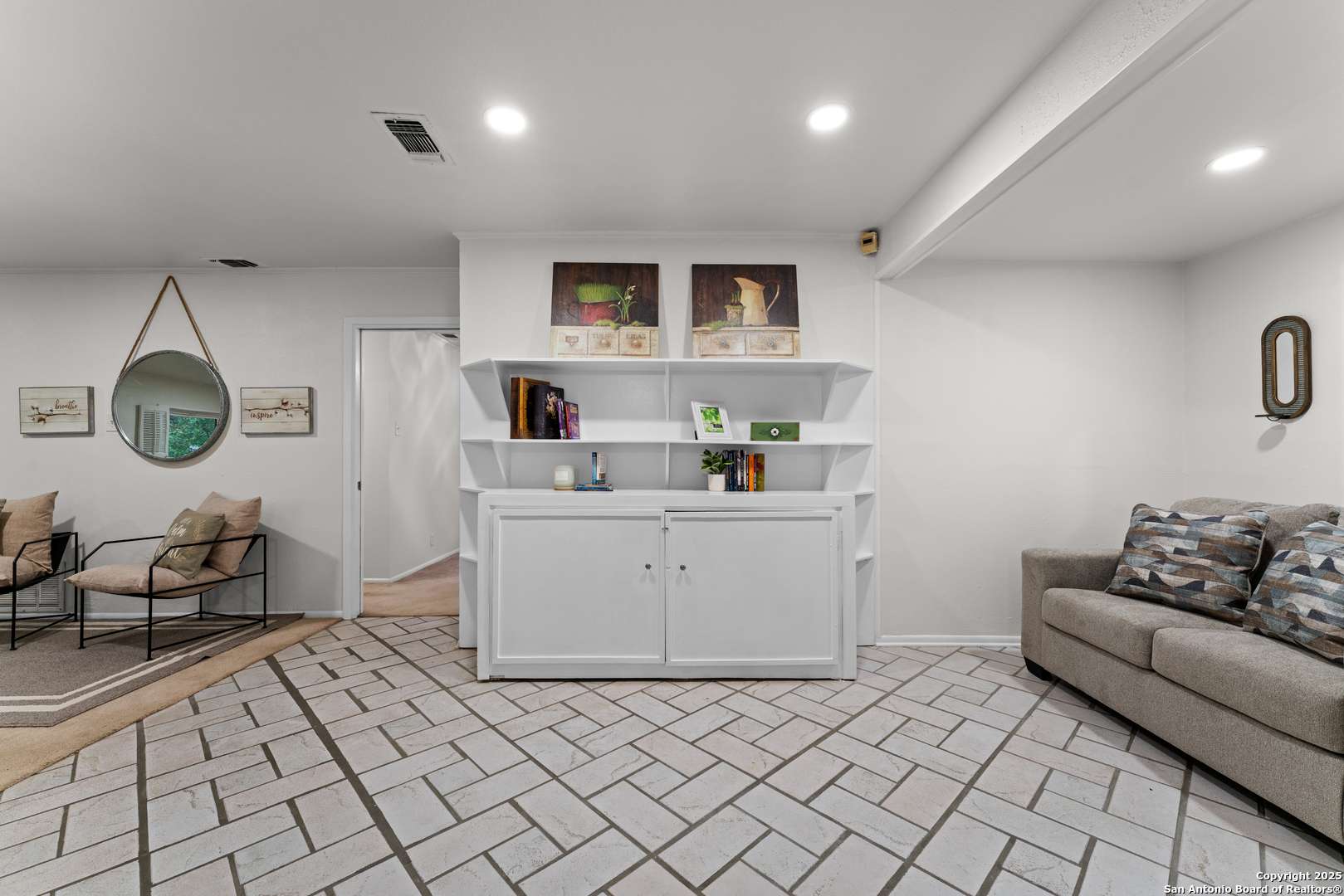 San Antonio, TX 78216,814 COACH RD