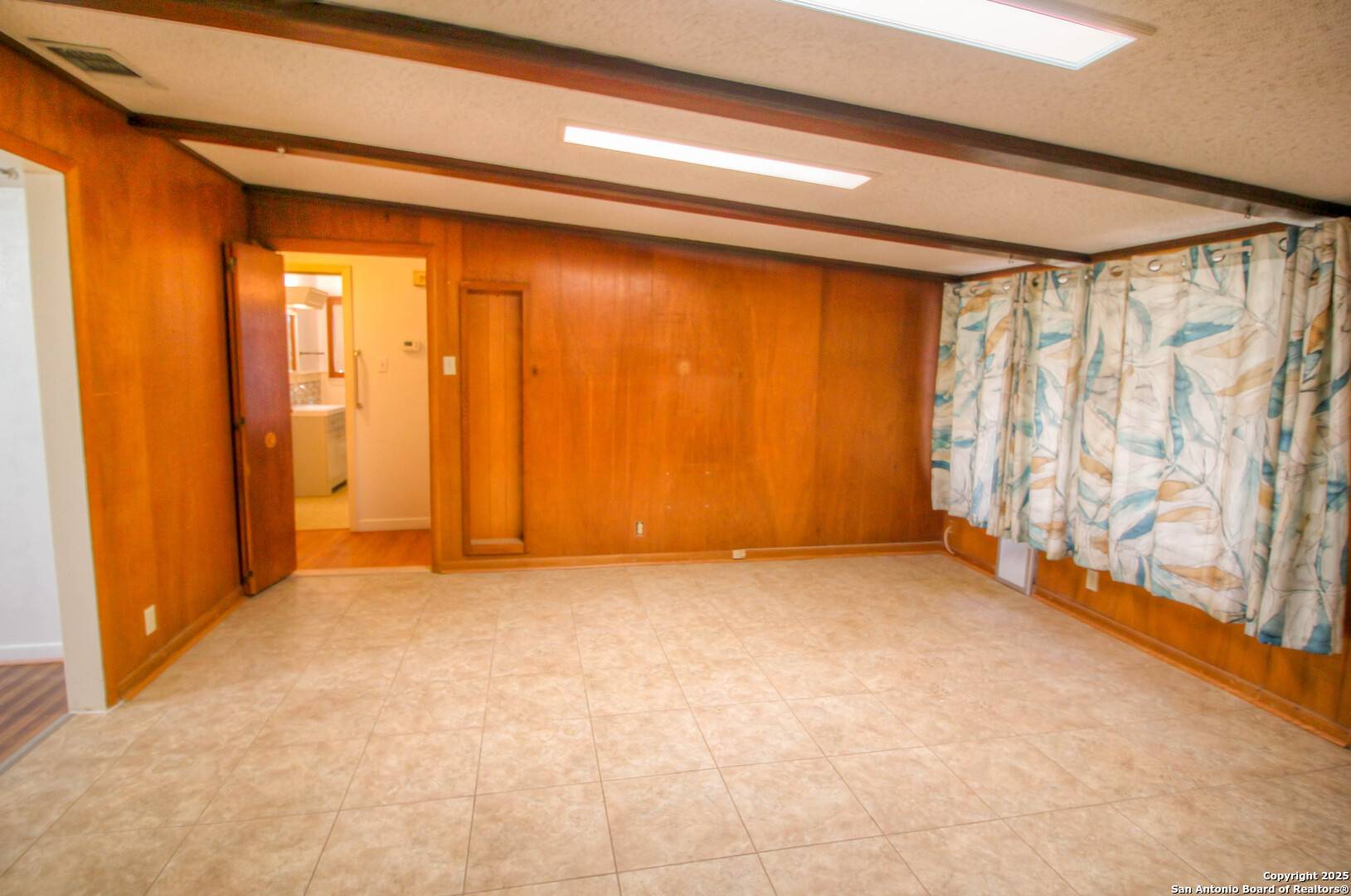 San Antonio, TX 78213,214 LATCH