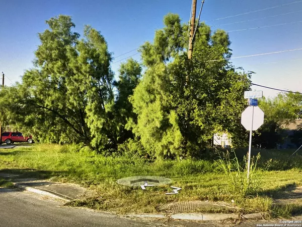 San Antonio, TX 78220,922 Hampton St Lot 6