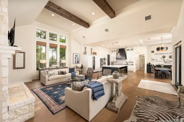 376 San Marcos New Braunfels, TX 78132