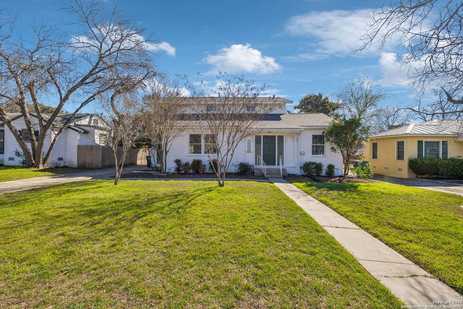San Antonio, TX 78201,2334 Huisache