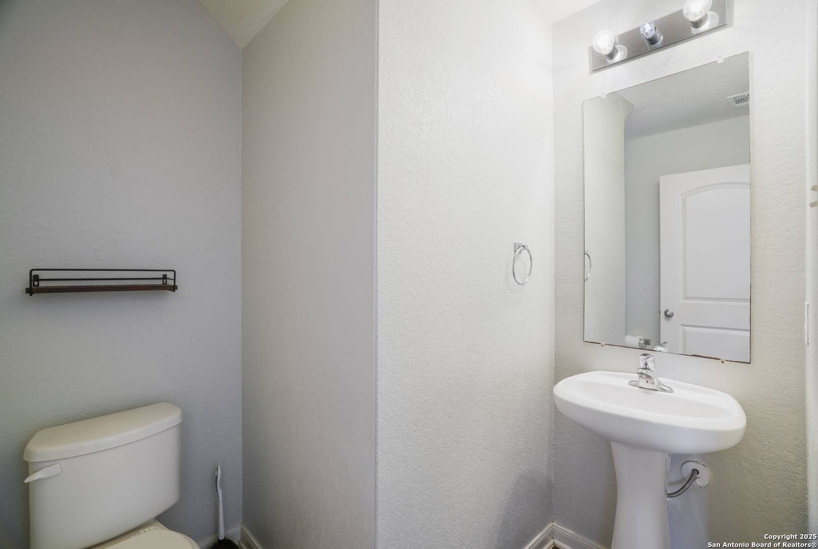 San Antonio, TX 78222,6119 Southern Vista