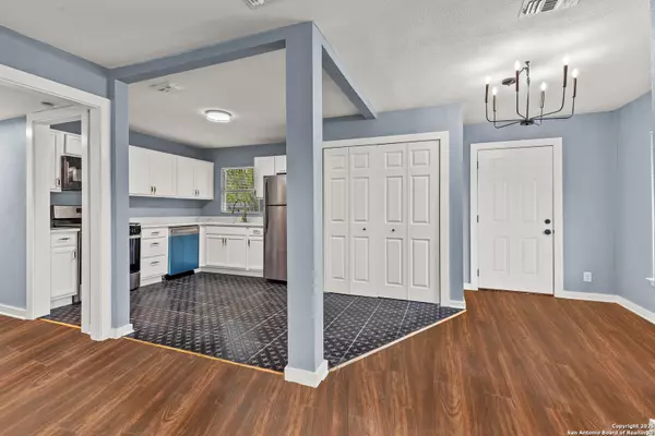 San Antonio, TX 78209,710 Byrnes