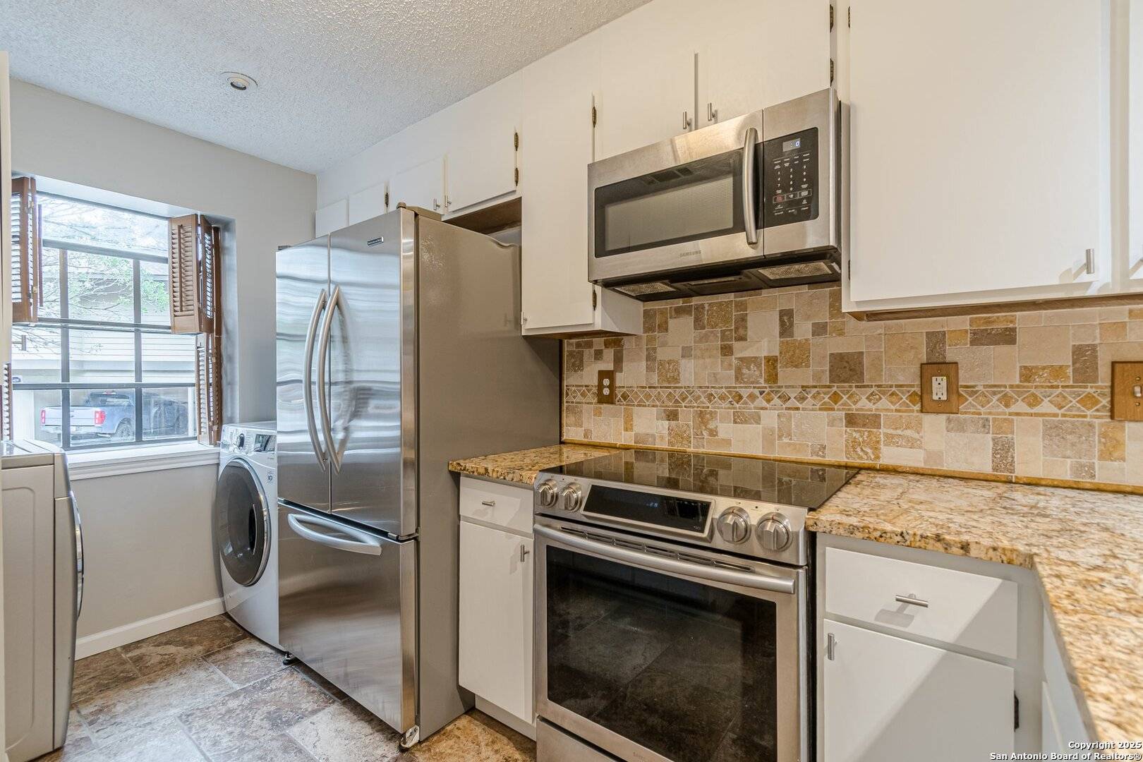 San Antonio, TX 78230,11815 Vance Jackson UNIT 2402