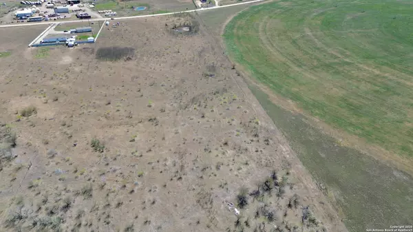 0 County Road 483, Nixon, TX 78140