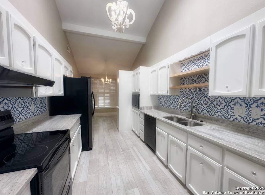 San Antonio, TX 78209,2900 Spring Bend